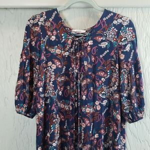 🖤5/$20🖤 R O & D E Boho style floral top